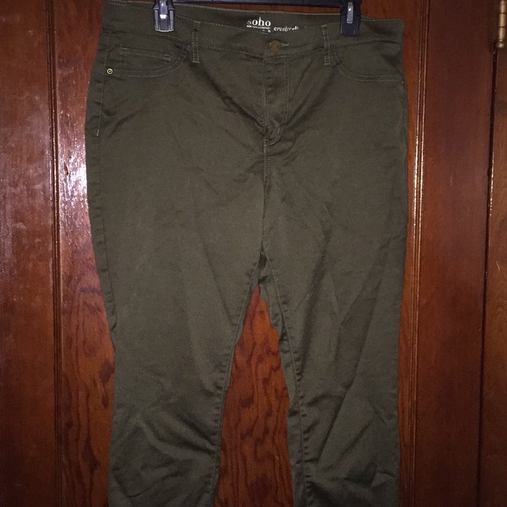 Green slim leg pant from New York & Company